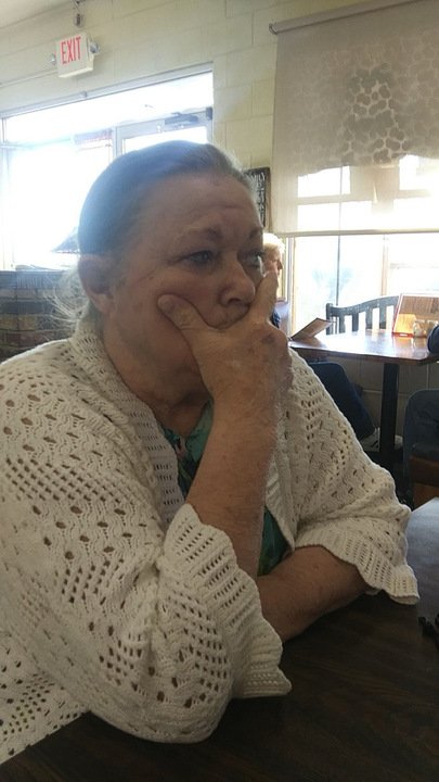 Sue Ellen Ide - Photo 16