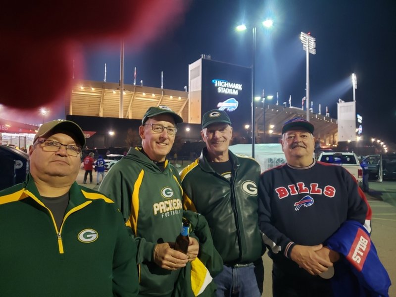 Jeffrey Donald Guelzow - Photo 3