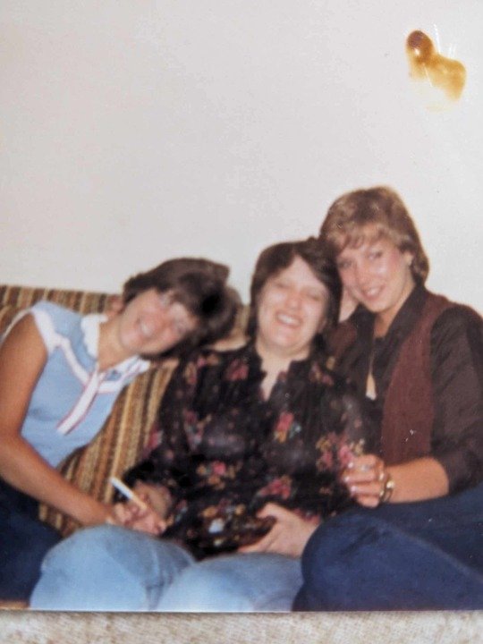 Mary C Thomsen - Photo 2