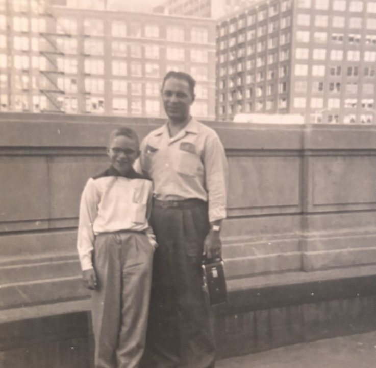 Larry J. Albertson - Photo 11